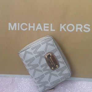 Michael Kors wallet